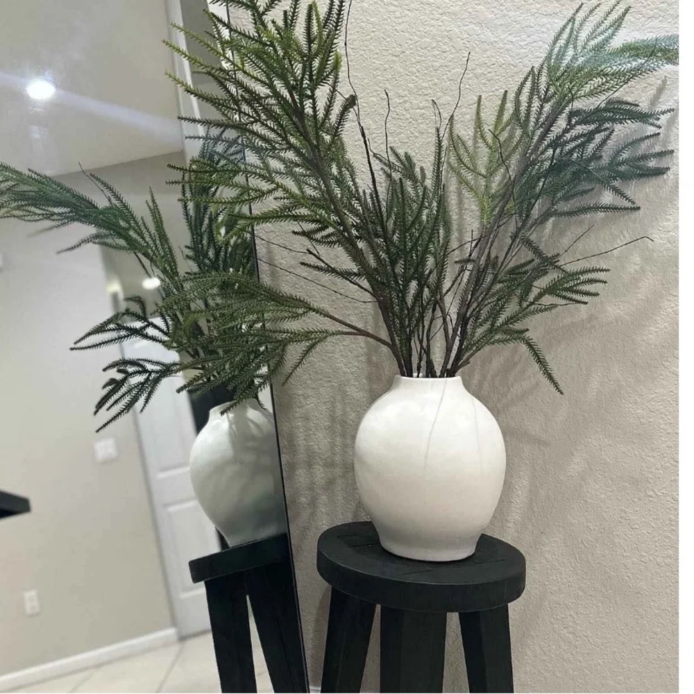 Threshold Small ceramic vase